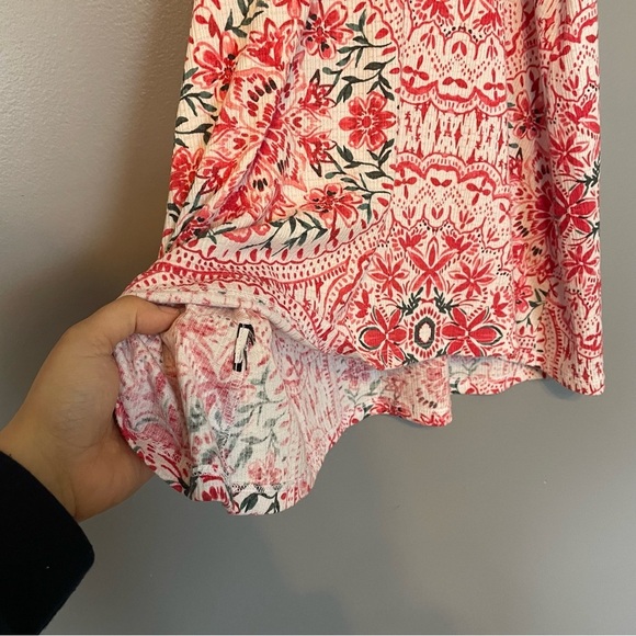 TORRID | Red Flower Crochet Macrame High Neck Medallion Boteh Top sz0x - Picture 11 of 12